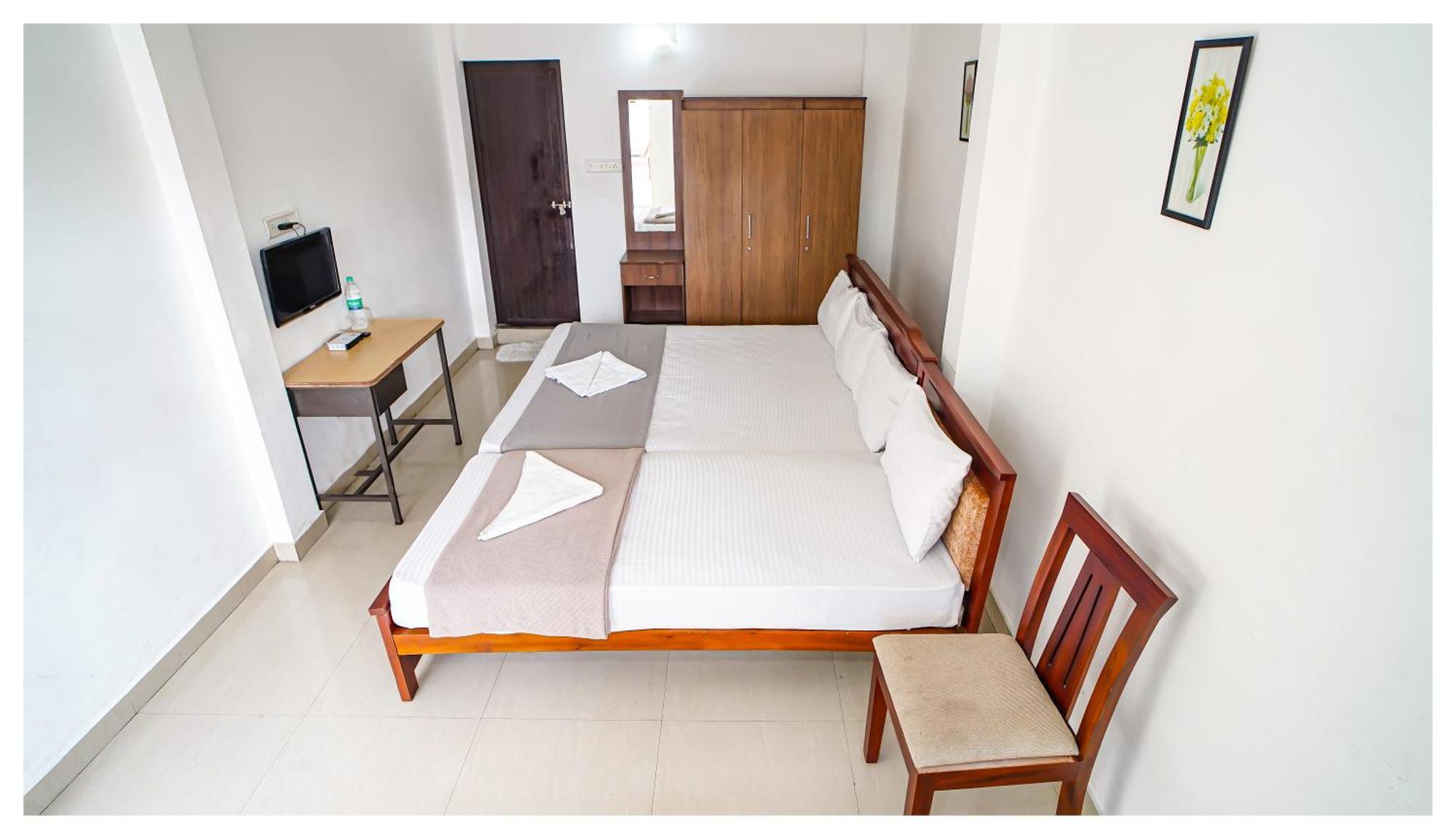 Kay Kay Residency Villa Kochi Exterior photo